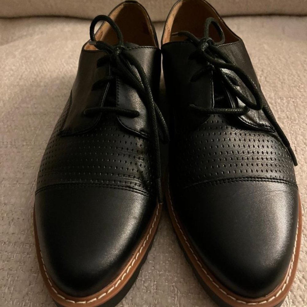 4th & Union Black Oxfords Saddle Stitching